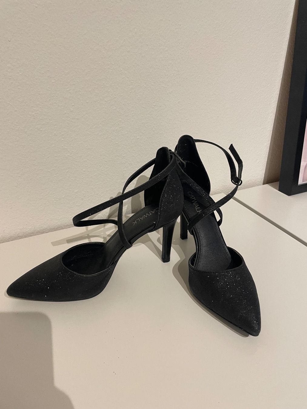 Dosenbach Scarpe da donna: Catwalk Glitzer-Pumps – Usato da Zürich venduto da lau_6htf 3