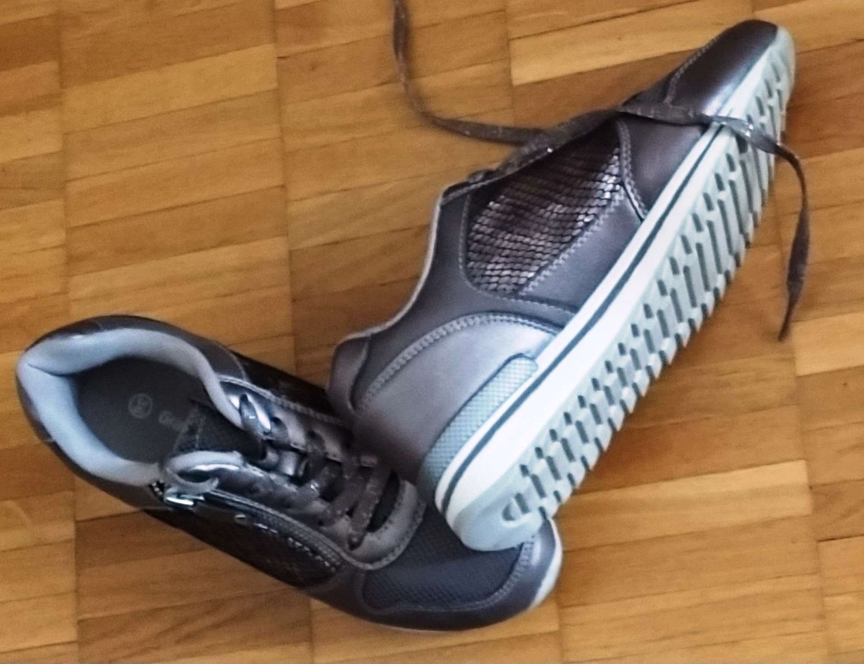 Graceland Damenschuhe: Sneaker in Grösse 36 – Neu (gemäss Beschreibung) aus Zürich von 1-2-3 4