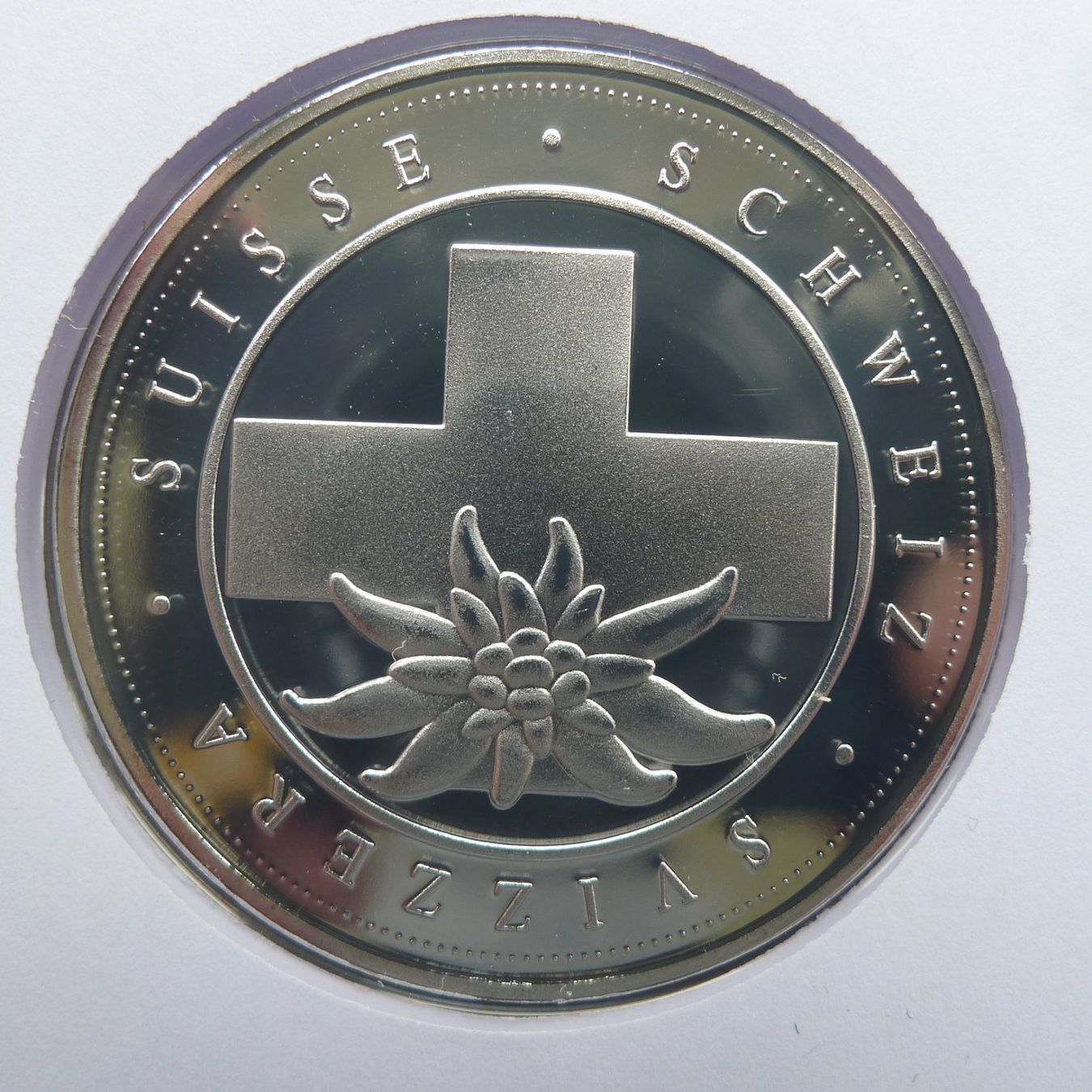 Tutti i francobolli: 2024, Patrouille Suisse Numisbrief "Triebwerksprüfung" – Usato da Sursee venduto da Luzernerraute 2