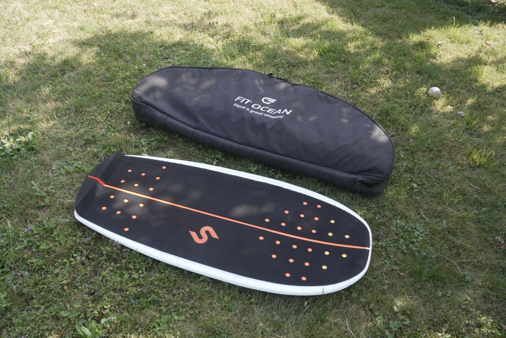 Slingshot Surfboards & Schwimmbrette: Pump Foil Set komplett inkl. Board – Gebraucht aus Ebmatingen von glip 1