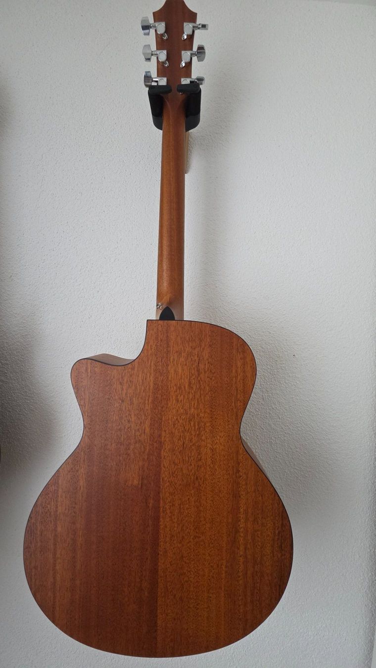 Strumenti musicali: FURCH Baritone Westerngitarre mit Tonabnehmer – Nuovo (secondo la descrizione) da Embrach venduto da Bele9 2