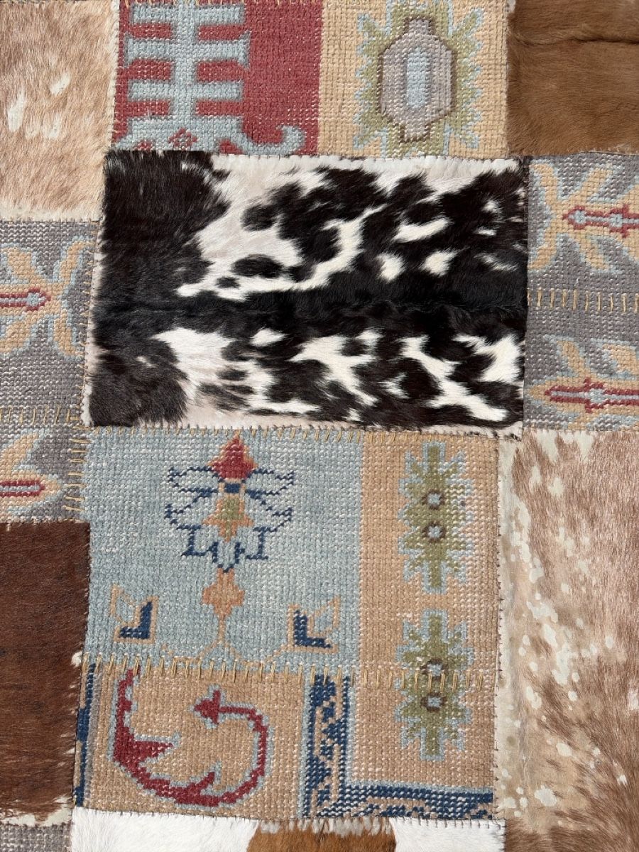 Tapis: Multicolor Patchwork mit Kuhfell  – D'occasion à Wängi par Tesimo 2