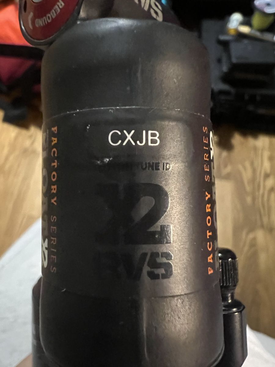 Fox Ersatzteile: Fox FLOAT X2 / 230-55 – Gebraucht aus Lausanne von Keegan23 2