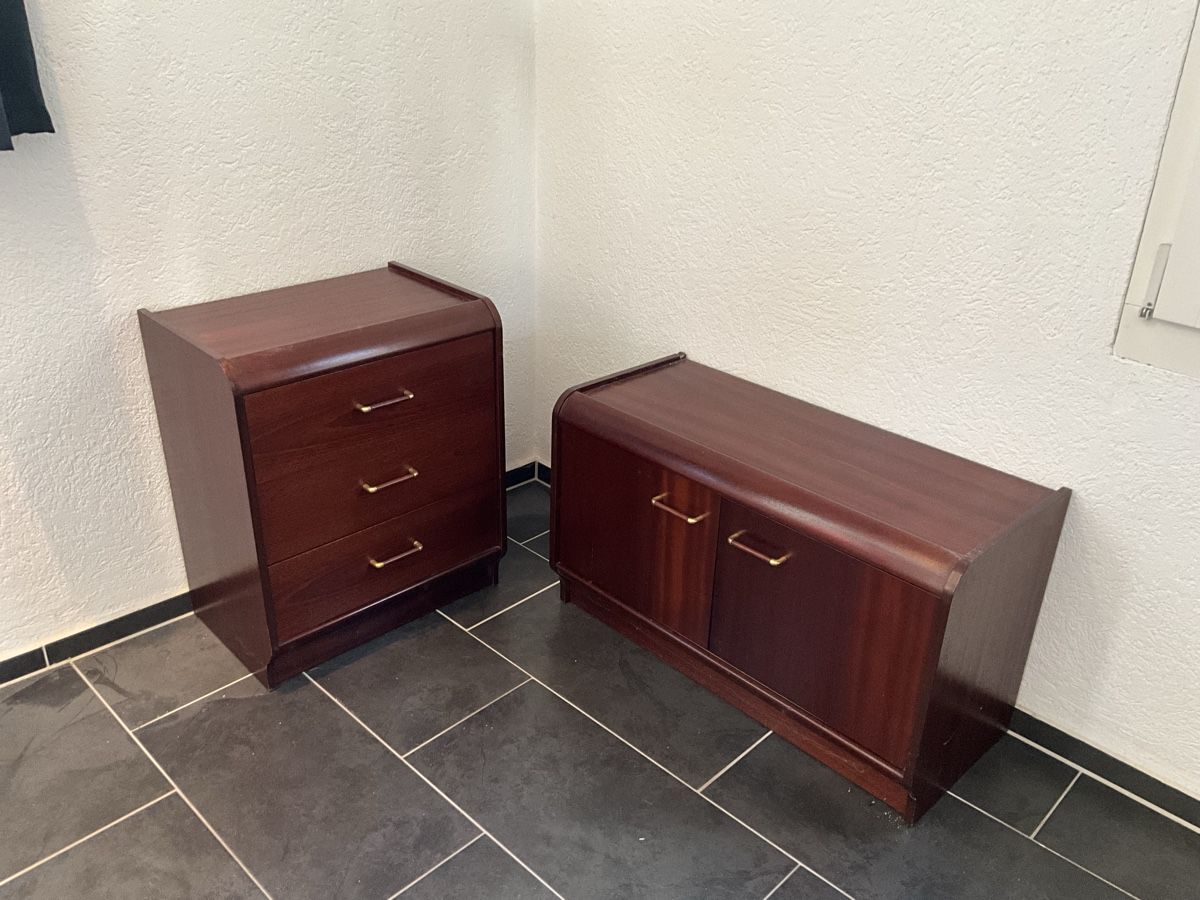 Commodes: 2 Holzkomoden Mahagoni – D'occasion à Niederlenz par mar_p5sx