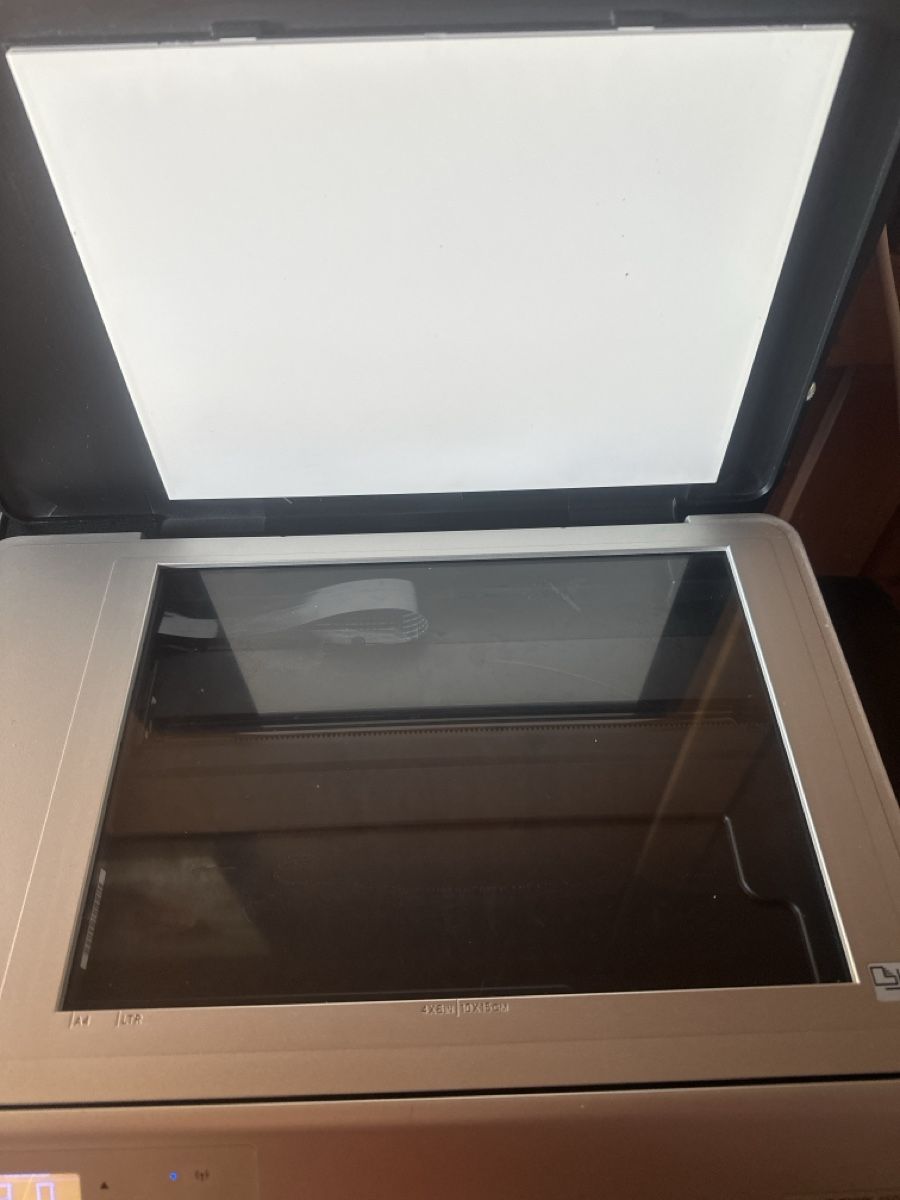 Hewlett Packard Stampanti: Drucker HP Envy 4504 Multifunktionsgerät  – Usato da Rapperswil BE venduto da Nina.H. 4