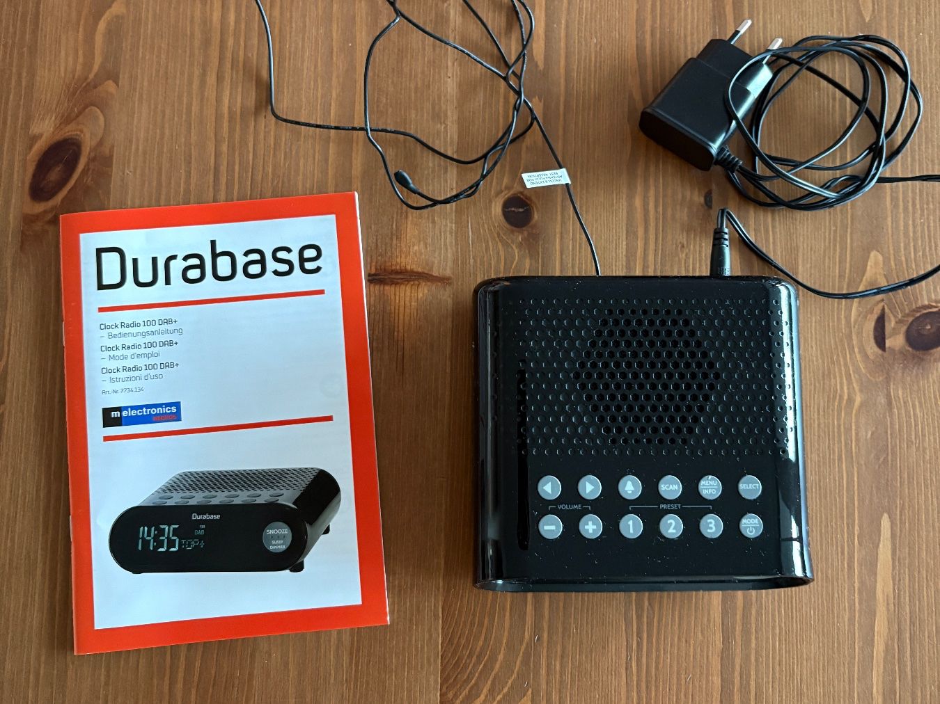 Durabase Wecker: DAB Radiowecker – Gebraucht aus Bremgarten b. Bern von huegli00