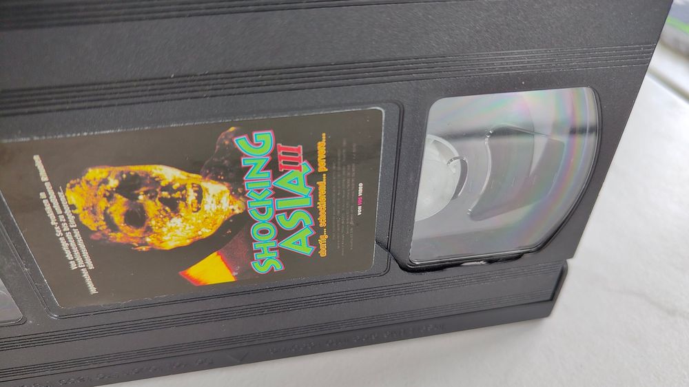VHS Shocking Asia III (HK 1995) VPS Video (Gebraucht) in Ueberstorf für ...