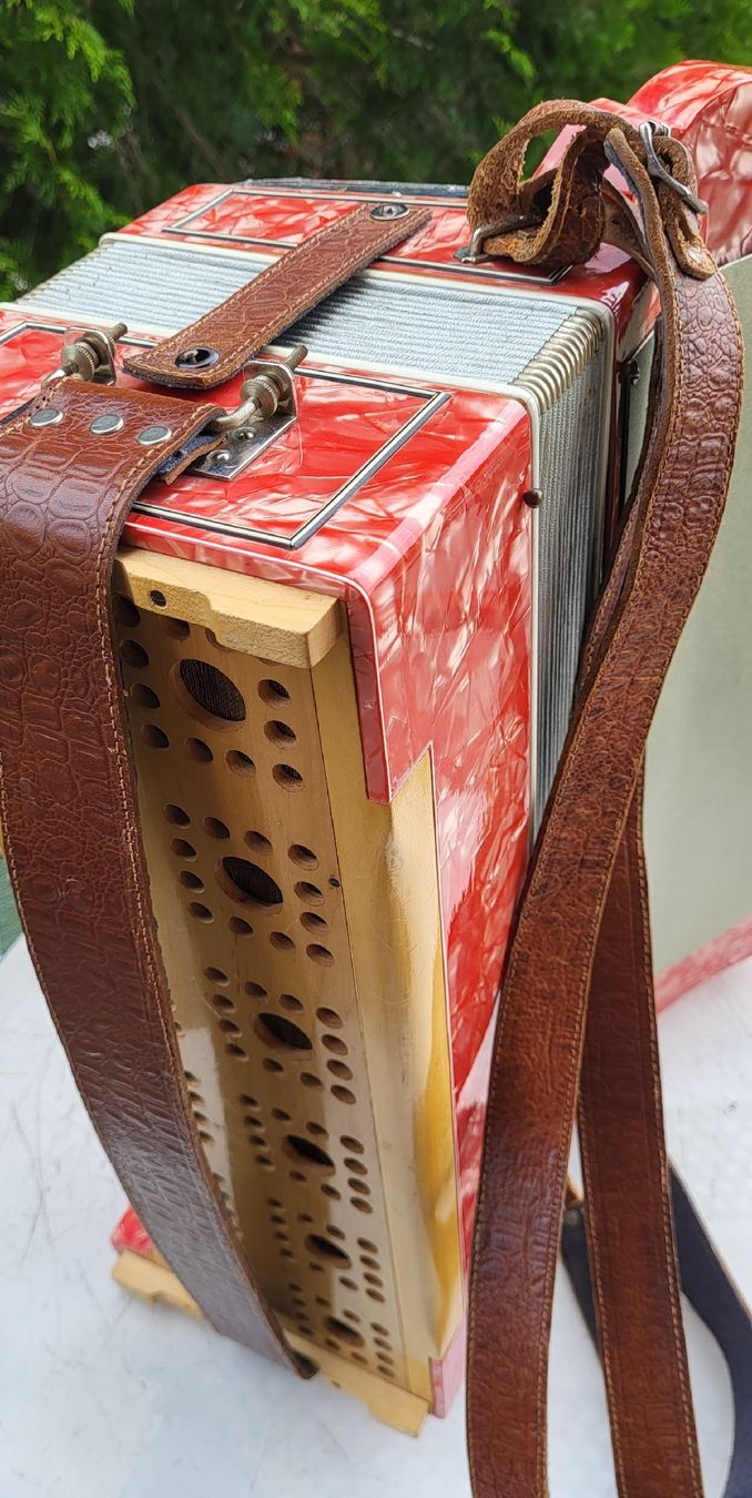 Musikinstrumente: Accordéon Topelli 4 voix Italy – Gebraucht aus Penthalaz von EvandroLuz 4
