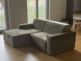 Neues Sofa zu verkaufen