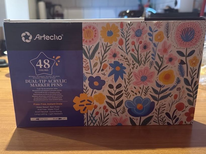 Penna & Evidenziatori: Artecho - Dual-Tip Acrylic Marker Pens – Nuovo (secondo la descrizione) da Saas-Fee venduto da mar_xvh6