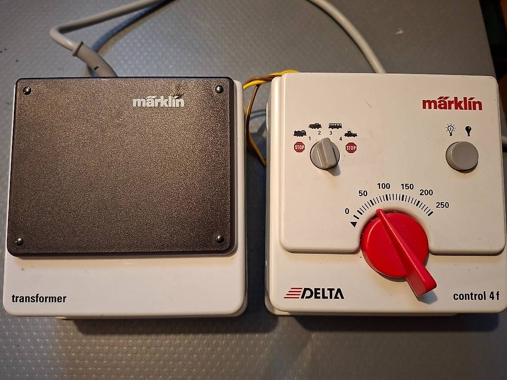 Märklin Modellini di ferrovie: Märklin Delta – Usato da Niederglatt ZH venduto da Riedo19