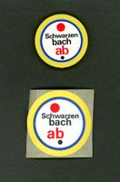 „Schwarzenbach ab“.Je ein Protestbutton und - sticker ≈ 1970