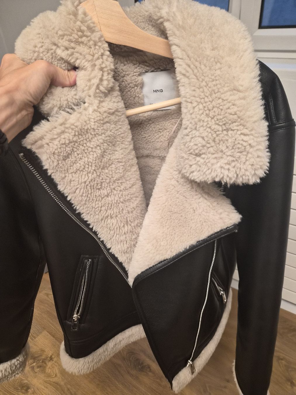 Cappotti: Mango Faux Leather Biker Jacket - Winter Cosy - Small – Usato da Maur venduto da Sofi___ 1