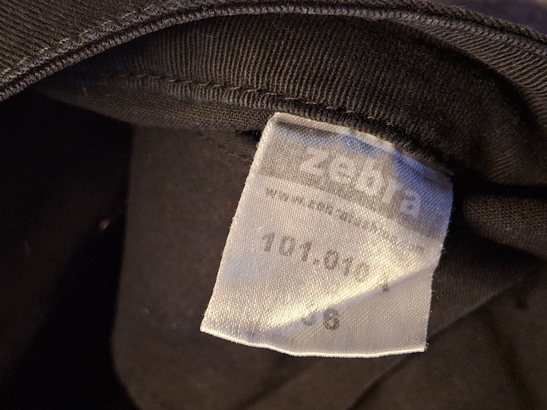 Zebra Pantaloni: Pantalon noir taille 36 marque Zebra 95% coton – Usato da Villiers venduto da san_jn5w 5