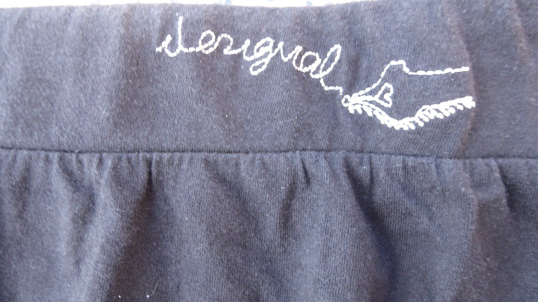 Desigual Top: Top ohne Träger Gr 38 Desigual – Usato da Sargans venduto da Benziner 4