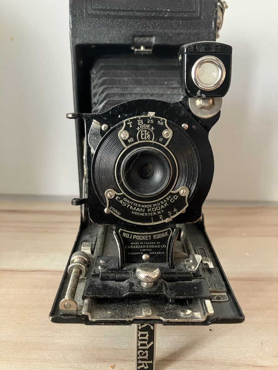 Kodak Appareil photo: No.1 Pocket Kodak – Défectueux à Basel par sshhaahheedd 2