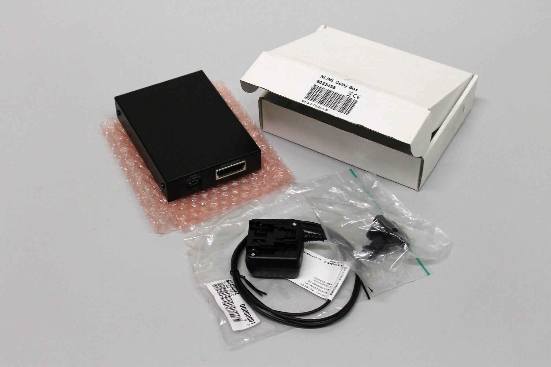 Bang & Olufsen Casse acustiche: Bang & Olufsen NL/ML Delay Box – Nuovo e nell'imballaggio originale da Hochdorf venduto da av-electronics