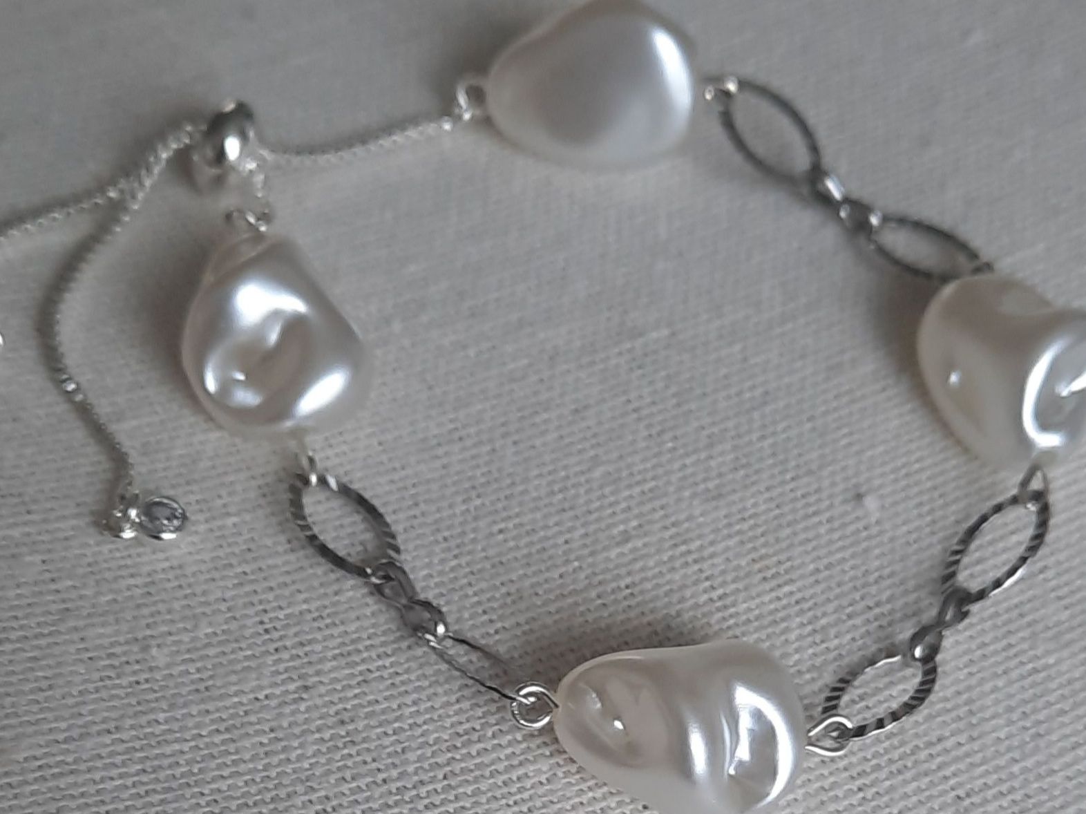 Bracciali & Braccialetti: Wunderschönes Armband mit Süsswasserperlen, neuwertig – Nuovo (secondo la descrizione) da Solothurn venduto da lsc_pf99 2