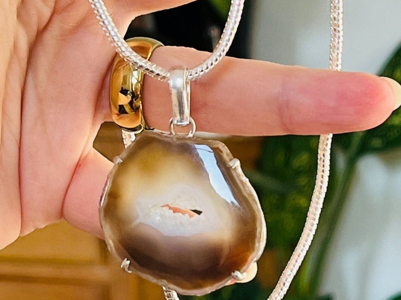 Ketten: NATURAL Solar Quartz Druzy Gems collier – Neu und originalverpackt aus Genève von AGBERG 2