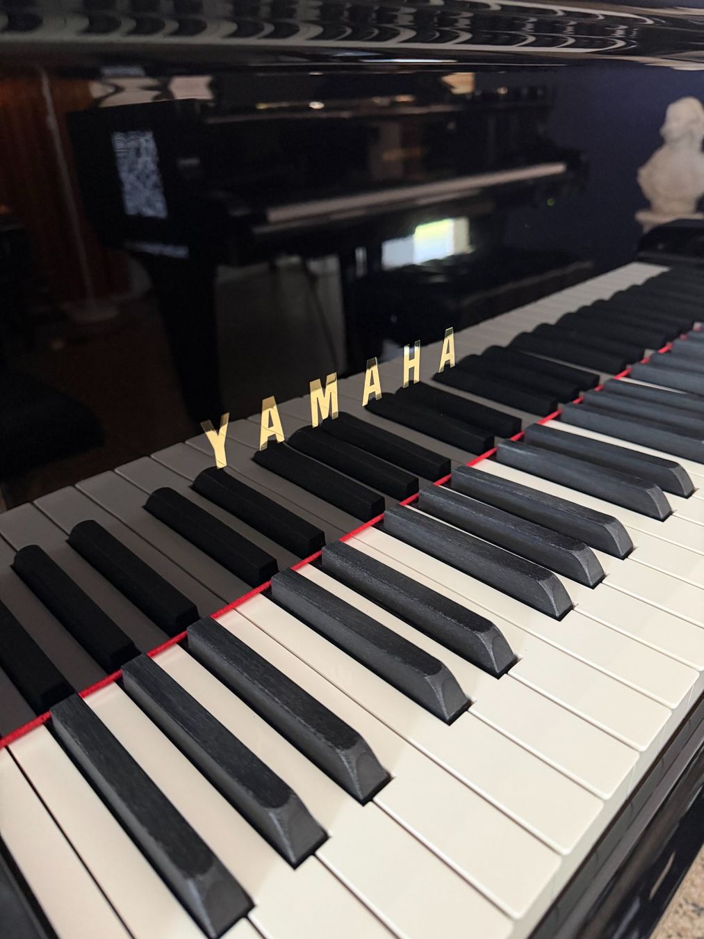 Yamaha Strumenti musicali: Yamaha C3-186 Occasion – Usato da Bern venduto da Heutschipiano 3