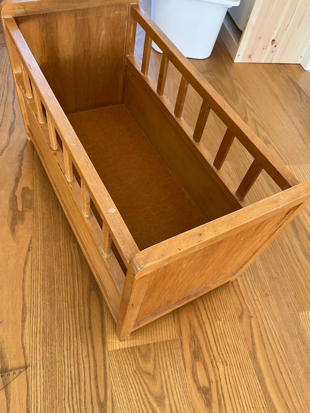 Giocattoli: Puppenbett Holz robust – Usato da Zürich venduto da schweinsbraten 1