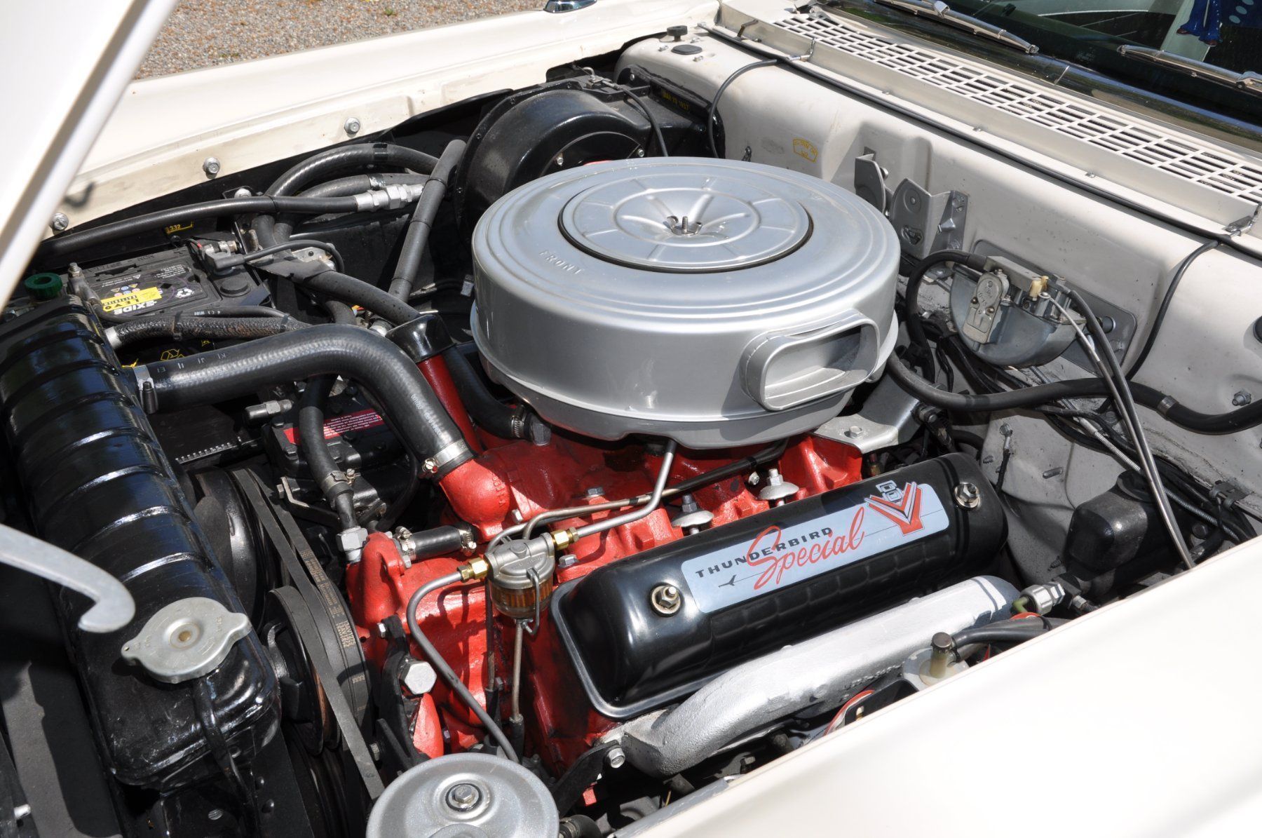 Ford Automobili: Ford Fairlane Retractable, Skyliner 1957 – Usato da Kreuzlingen venduto da Musikremo 4