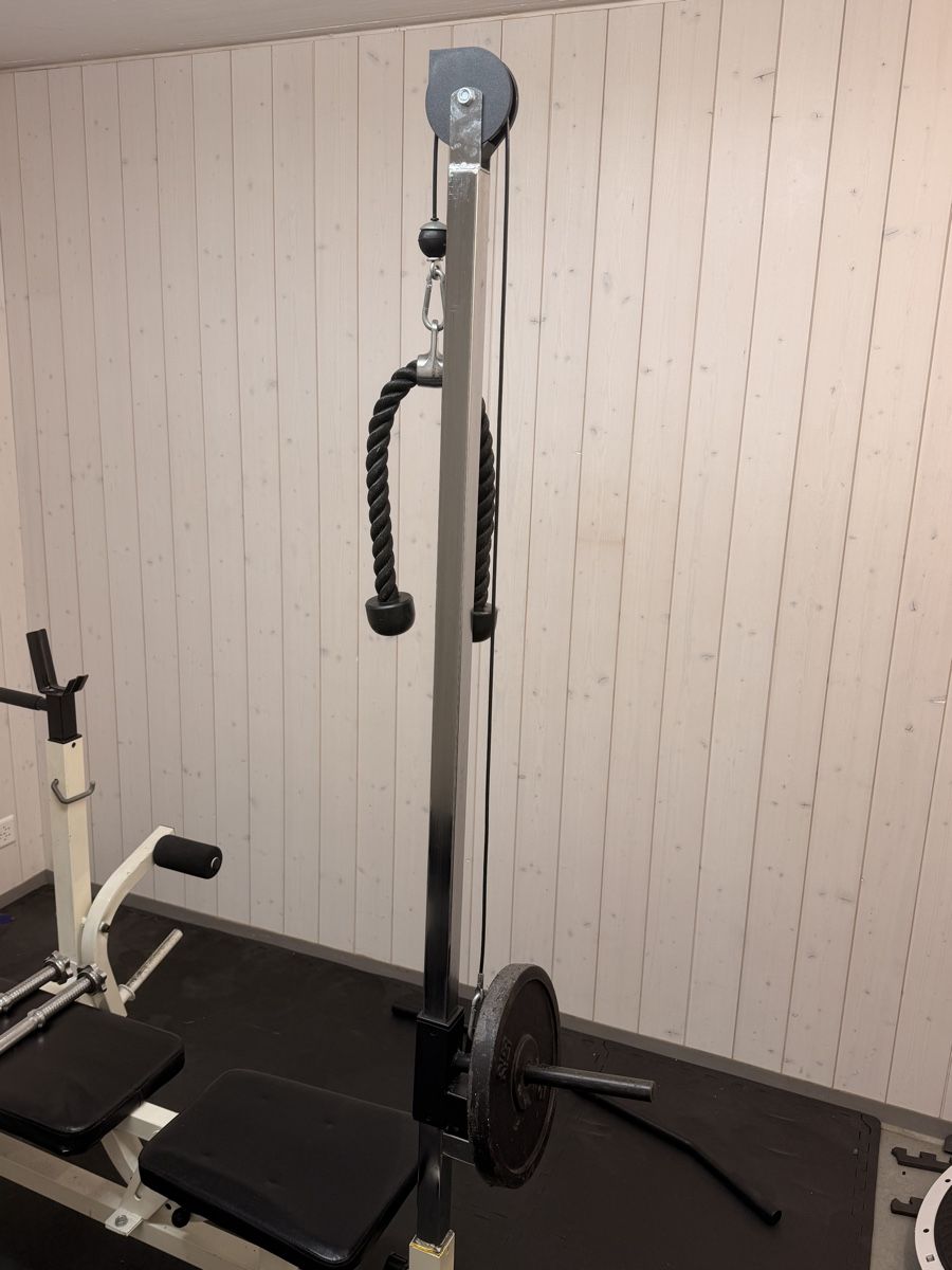 Hometrainer: Kabelturm passend zu Hantelbank – Gebraucht aus Seengen von Yannick_Herzig 3