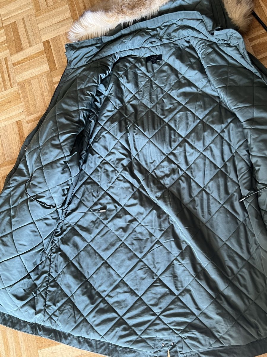 Manor Giacche: Parka kaki 44 comme neuf  – Nuovo (secondo la descrizione) da St-Blaise venduto da endora63 3