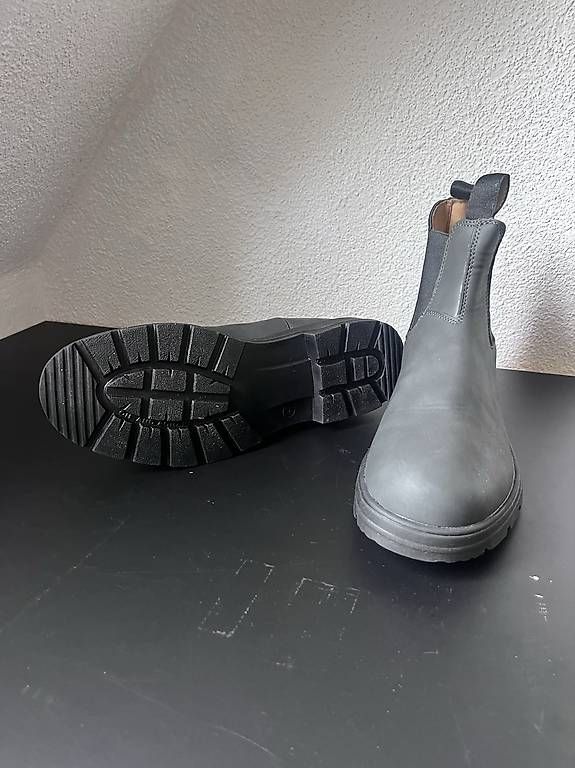 Scarpe da uomo: Chelsea Boots Gr 42 – Nuovo e nell'imballaggio originale da Zürich venduto da sai1 2
