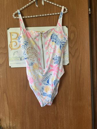 Neuer Badeanzug von Lily Pulitzer