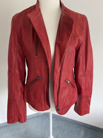 Rote Lederjacke von CRS, Grösse L, ideal für den Herbst!