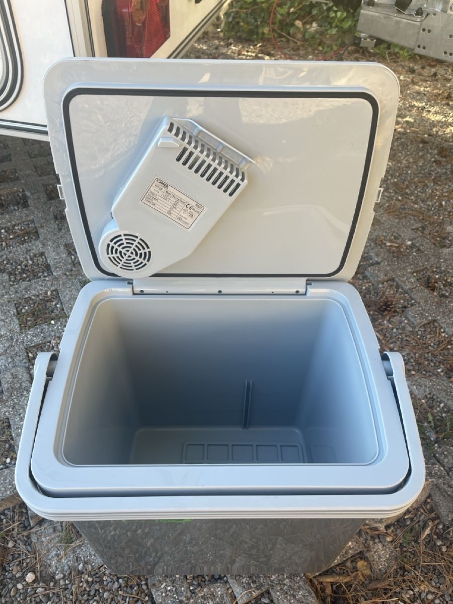 Frigoriferi & Refrigeratori: Kühlbox Weber elektrisch  – Usato da Zürich venduto da car_pk79 1