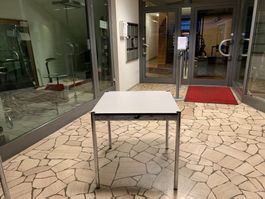 USM tisch 75x75   (5stk) weiss oder black Lieferung Gratis