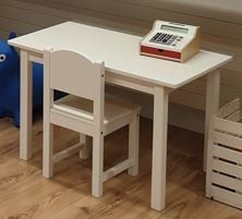 Ikea Tavoli: Kinder-Tisch – Usato da Davos Platz venduto da bru_6gm7