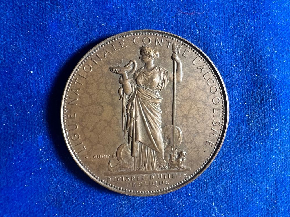 Medaille „Ligue nationale contre L‘alcoolisme“ (KoA) 1