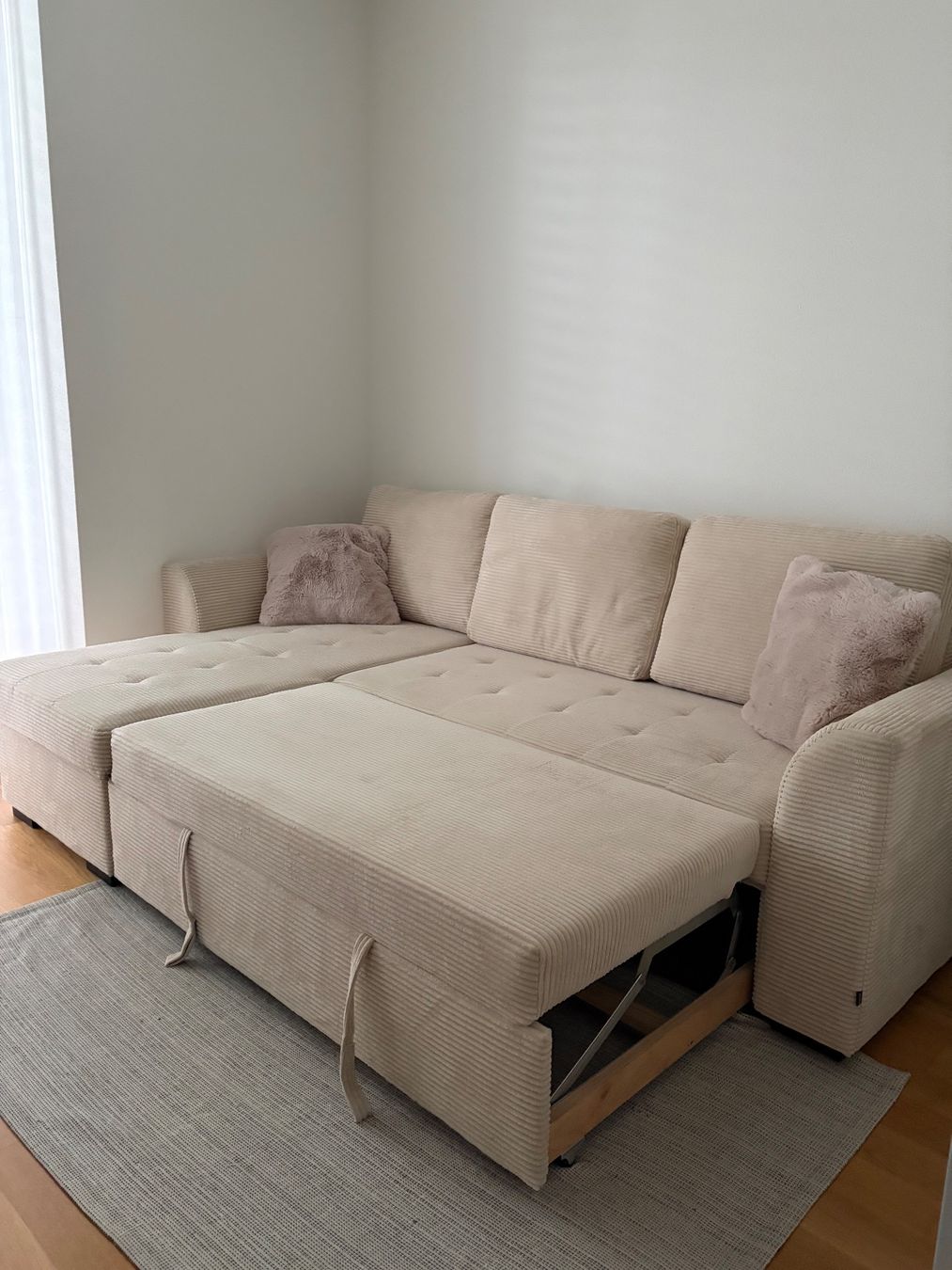 Sofas: Ecksofa Bettfunktion Beige Cord – D'occasion à Rickenbach b. Wil par ale_65jq 1