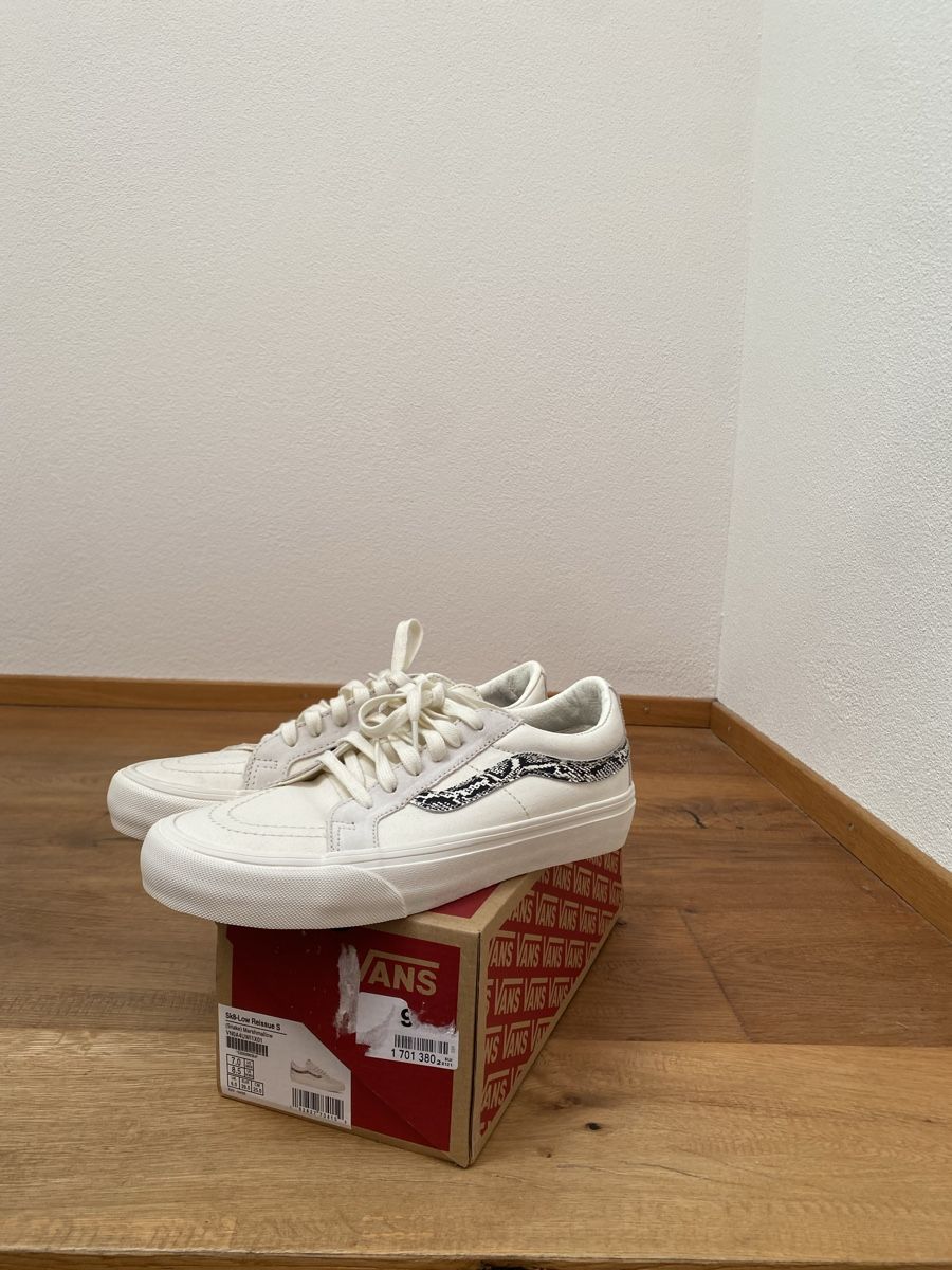 Damenschuhe: Vans SK8-Low Reissue Gr. 39, Neuwertig – Neu (gemäss Beschreibung) aus Hämikon von mic_shq2