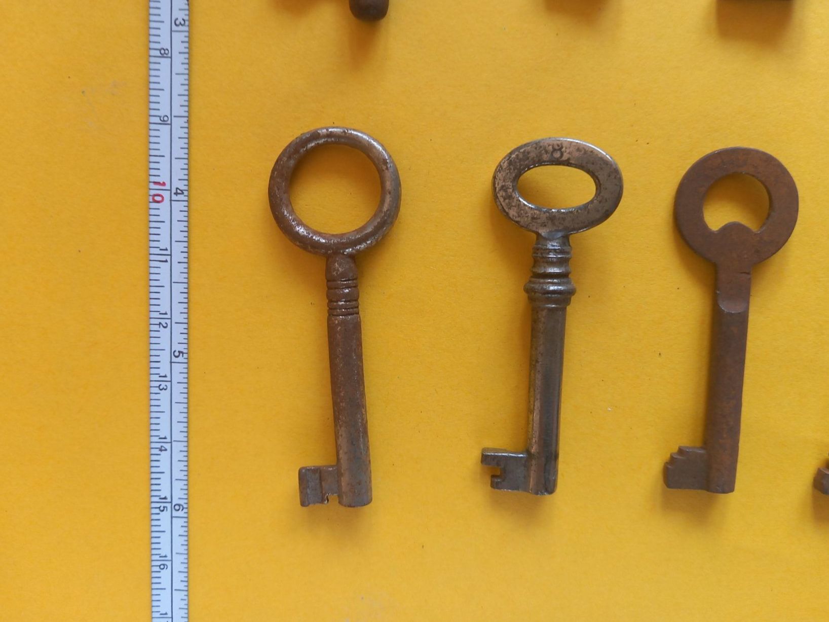 Chiavi: Lot de 10 diverses anciennes clefs – Usato da Rossens FR venduto da Souris1 3