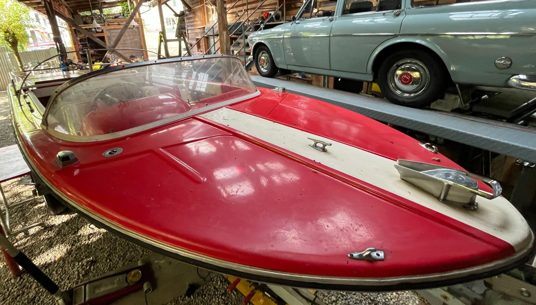 Schweizer Bateaux Bateaux: Boot Veteran mit Anhänger SCHWEIZER SAPHIER 2B Speed Boot – Défectueux à Luzern par Donnerstag 1
