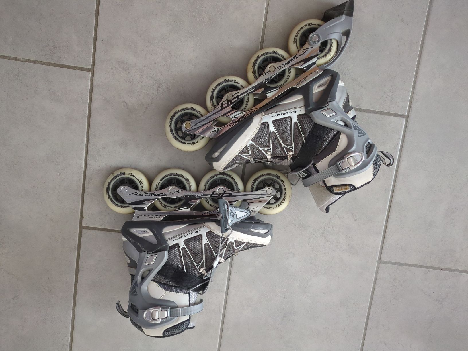 Patins à roul. & inline: Rollerblades Gr. 41 – D'occasion à Susten par Pu0