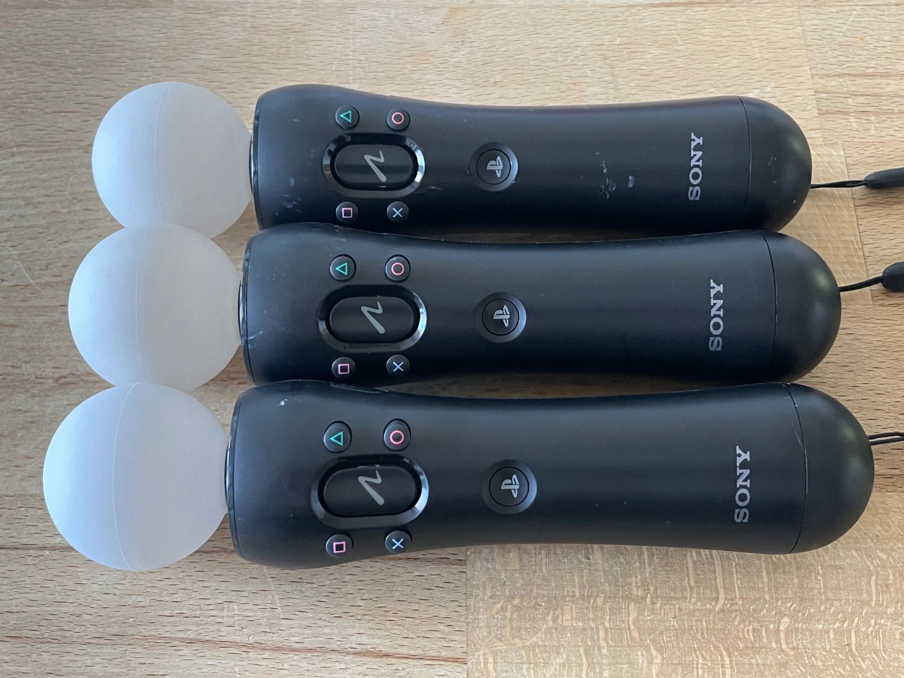 Controller: 3 originale Sony PS3 PlayStation Move Controller – Gebraucht aus Thalwil von ranx 1