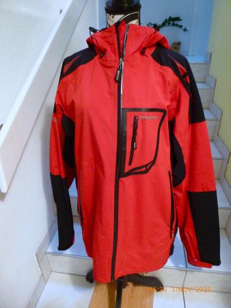 ENVY  WINDJACKE NEU   Rot/Schwarz  Gr. XL
