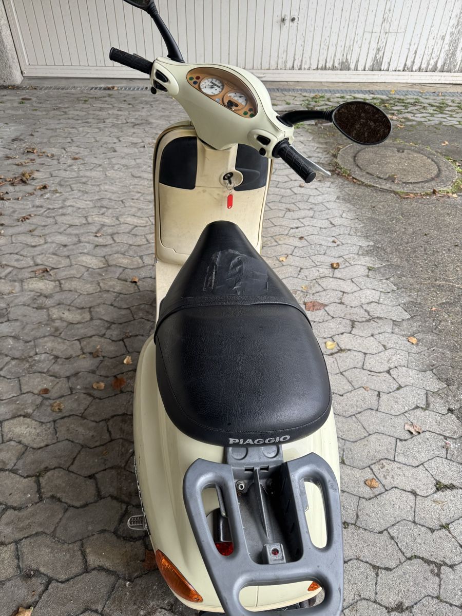 Piaggio Scooters: Piaggio vespa et2 nos mofa scooter – Defekt aus Vevey von Chupita-met 6