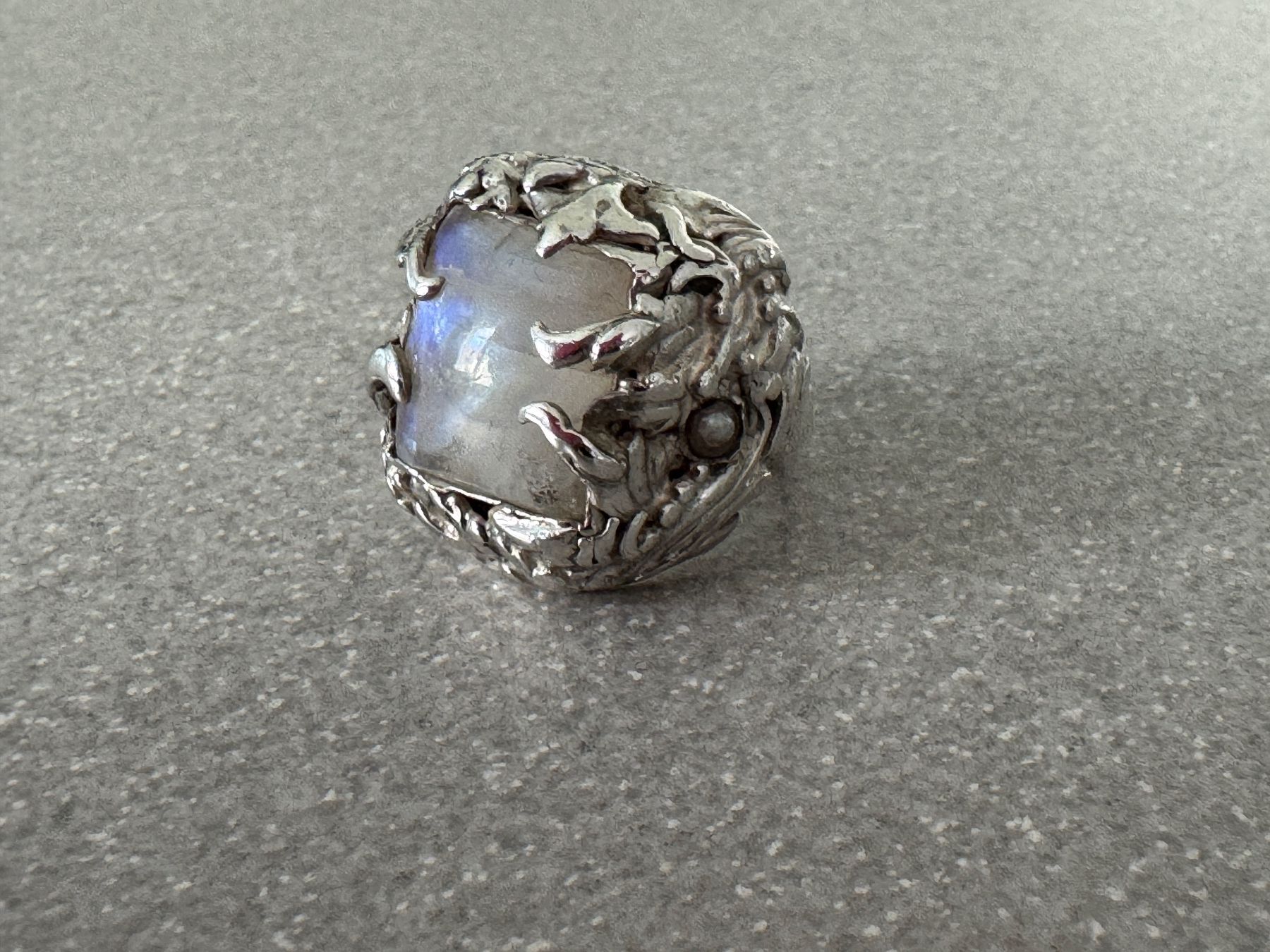 Anelli: Silber Ring mit Regenbogen Mondstein – Usato da Illnau venduto da PS62 1