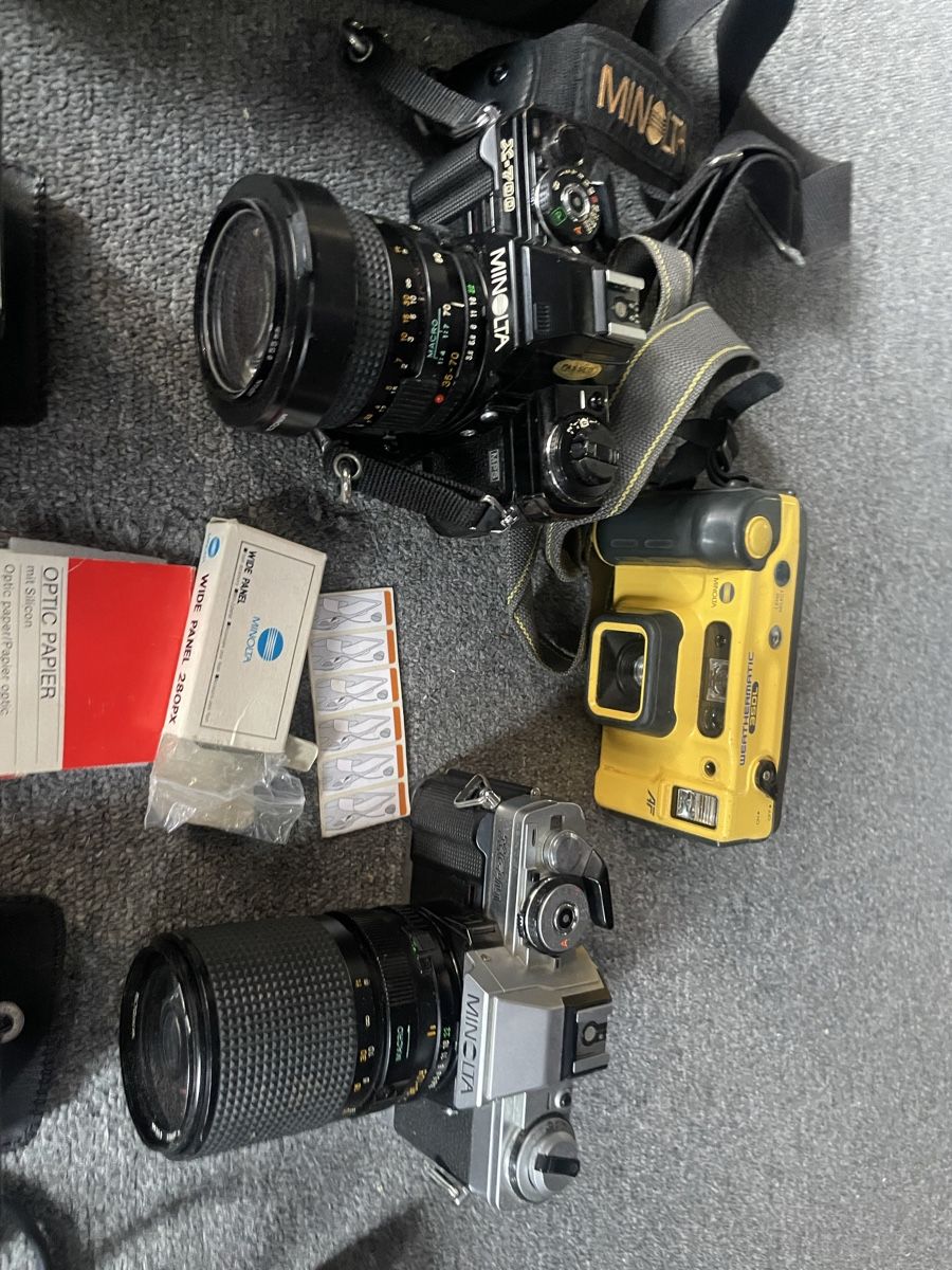 Minolta Fotocamera: Minolta Kamera Set mit Zubehör & Tasche  – Usato da Bäch SZ venduto da inf_jgc8 1
