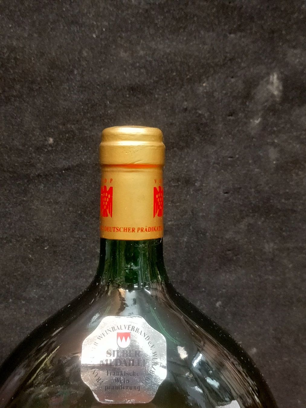 Wein: FRANKEN – Neu (gemäss Beschreibung) aus Genève von Leboucheoreilles 3