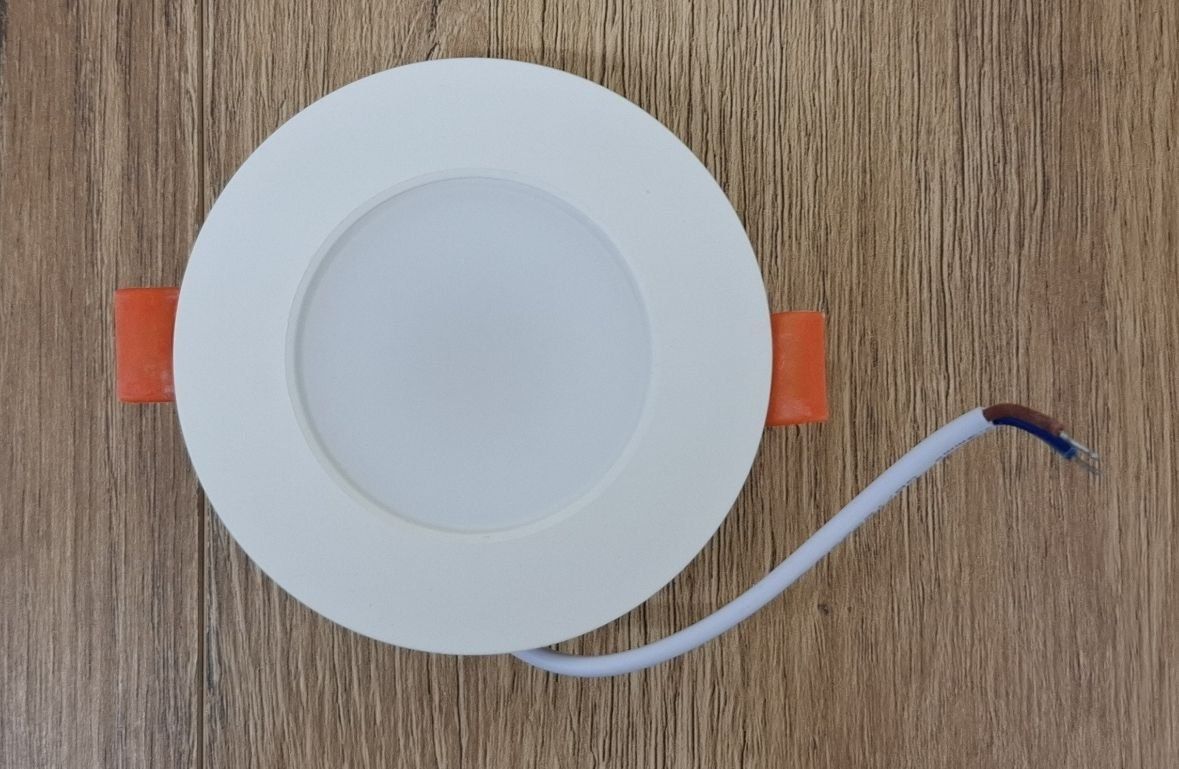 Kronleuchter & Deckenlampen: 12er-Set LED Einbaustrahler Sineyon – Dimmbar & CCT – Neu und originalverpackt aus Bern von PGyg-CH