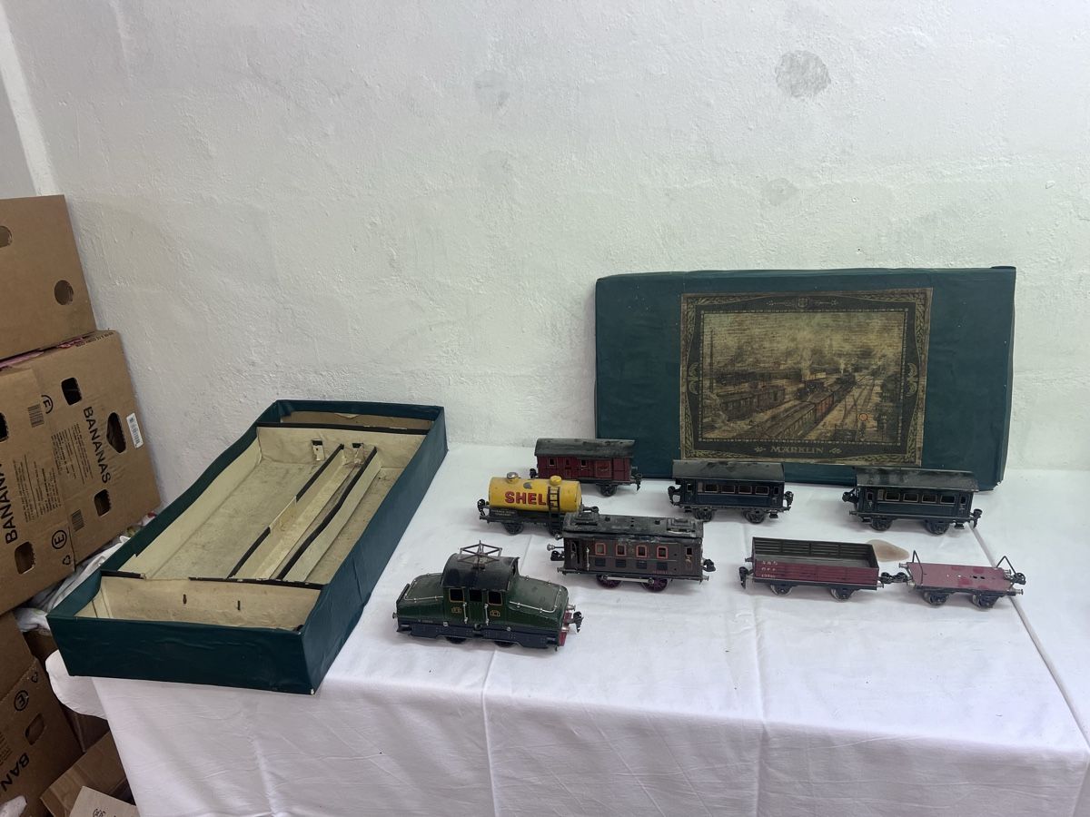 Märklin Modellini di ferrovie: Märklin Eisenbahn Set (74) – Usato da Glattfelden venduto da brockischweiz