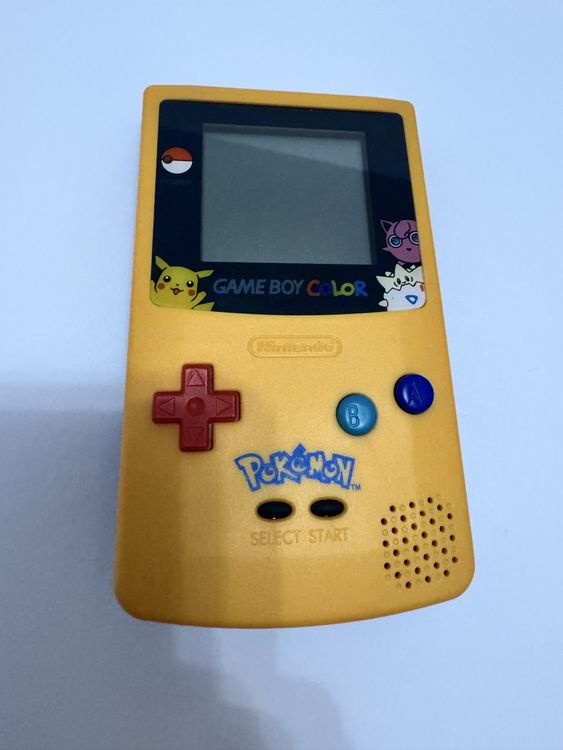 Game Boy Color Pikachu Edition - Console portable rétro! (D'occasion) à ...