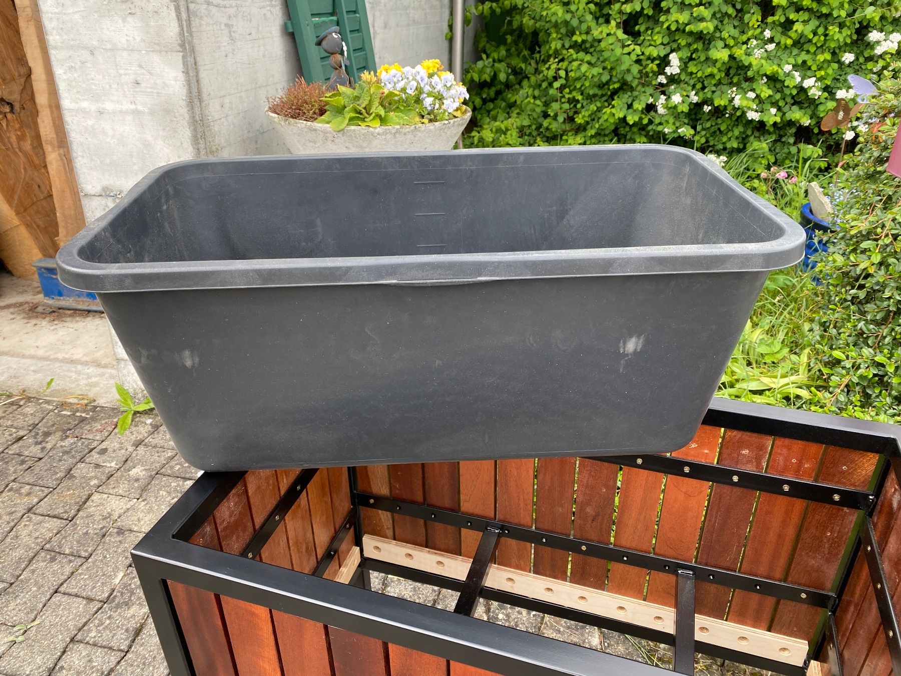 Blumentöpfe: Hochbeet aus Eichenholz 46cm x 81cm x 75cm – Neu (gemäss Beschreibung) aus Wängi von Retro_W 4